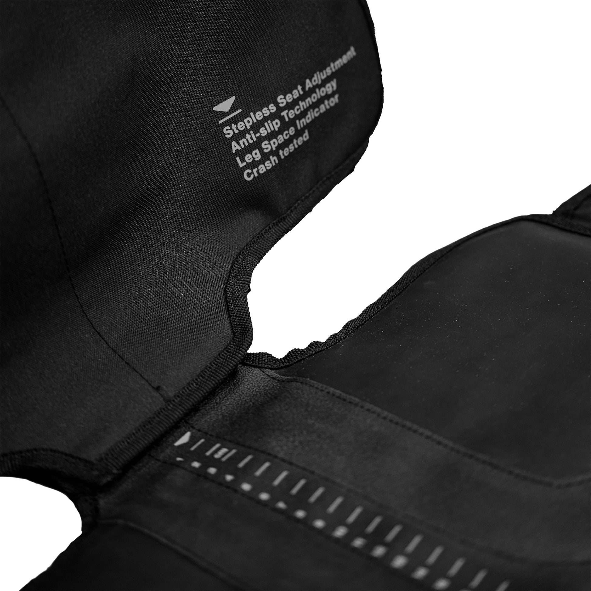 Axkid Seat Protector: Premium 3-in-1 Rear-facing image 3