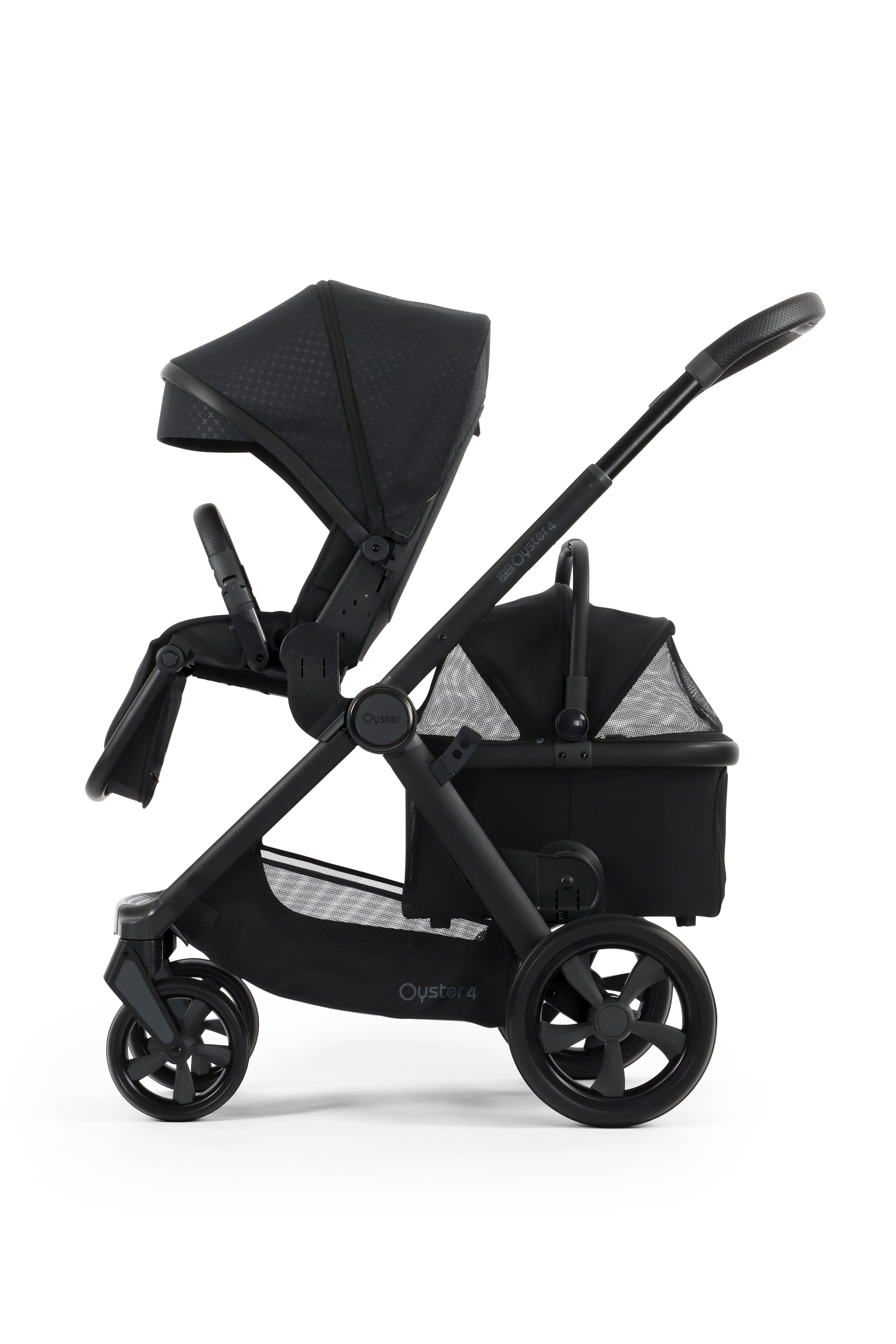 BabyStyle Oyster Pet Basket image 1