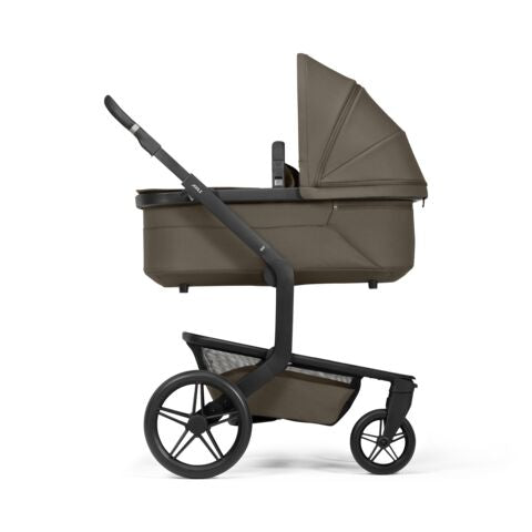 Joolz Day 5 Essential Newborn Bundle in Hazel Brown